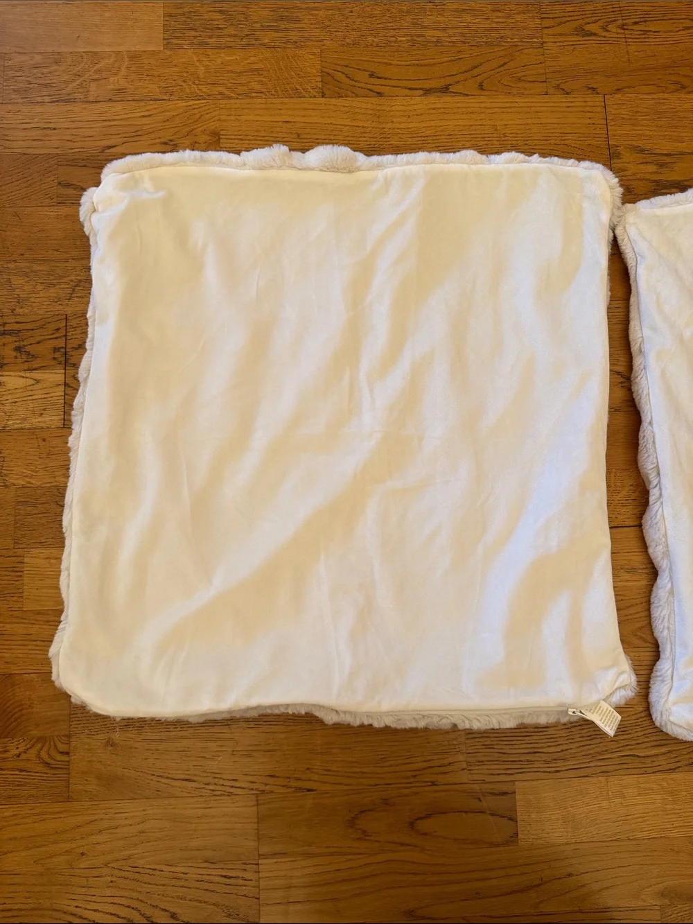 POTTERY BARN | Faux Fur Ruched Pillow Cover - Ivory - Euro - 26